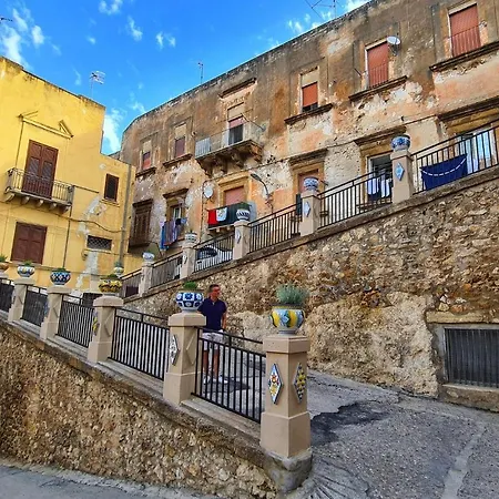 Blue Monolocale Centro 펜션 취아카