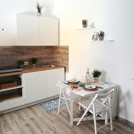 Blue Monolocale Centro